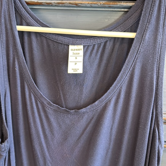 Luxe tank tops bundle - Picture 5 of 6